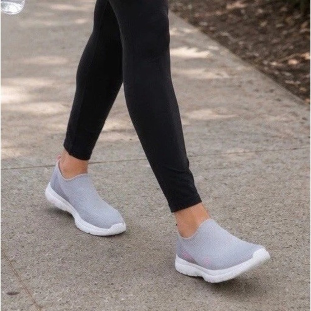 STQ Slip-on Women's Sz 8.5 Walking Shoes w/ Arch Support Memory Foam Gray/Pink